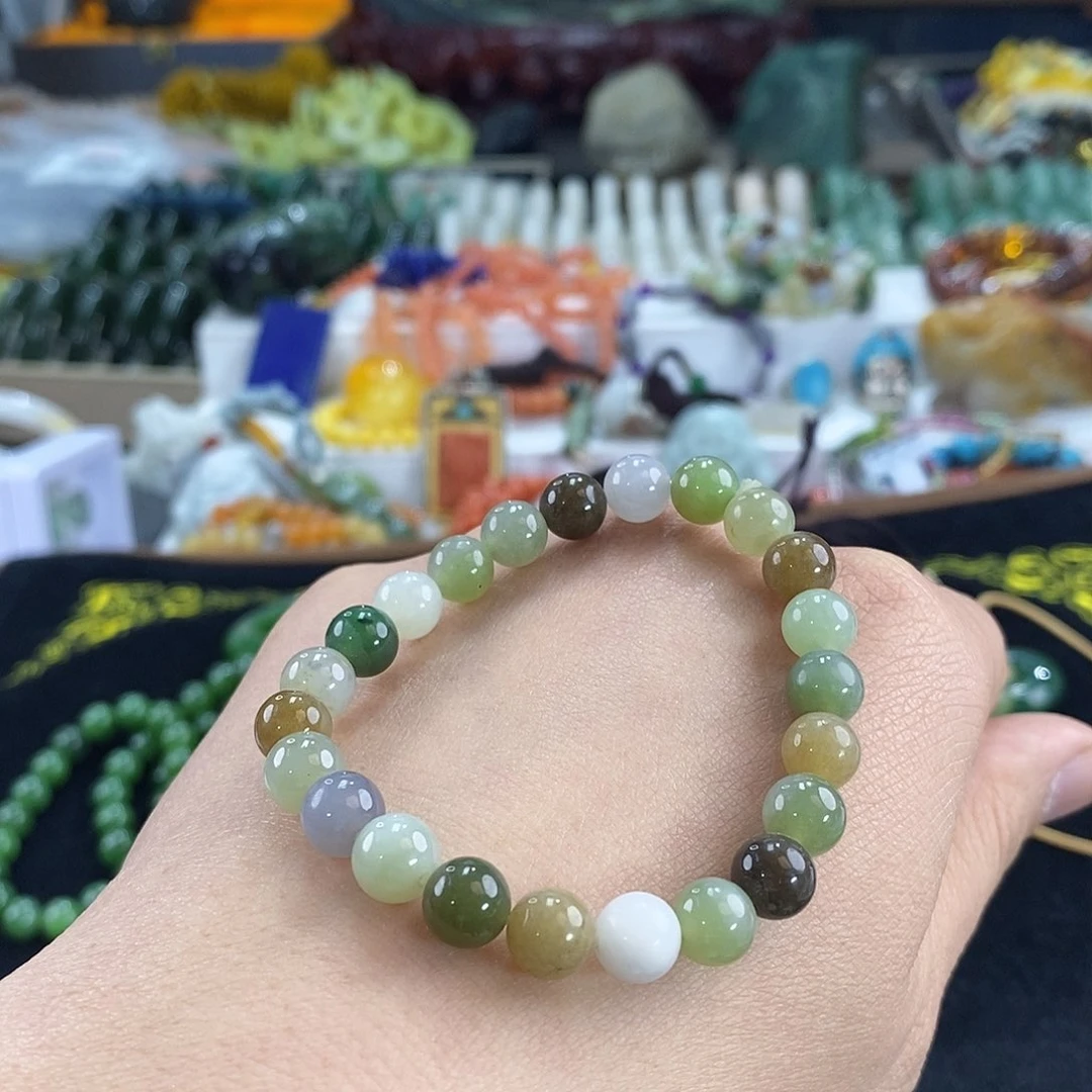 和田玉颈饰未镶嵌多宝卡8