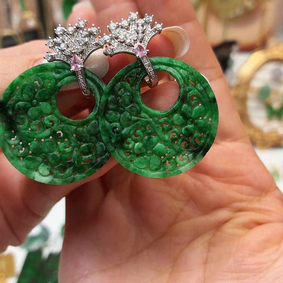 y***:翡翠银S925镶嵌耳饰有纹裂