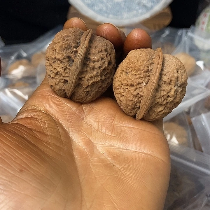 把件文玩核桃云南铁核桃基地54