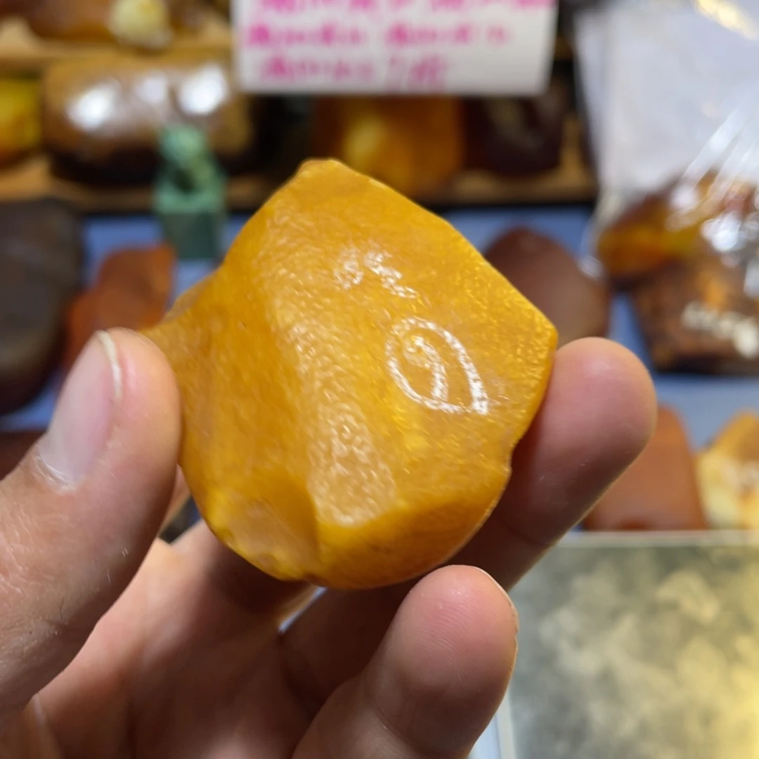 定制琥珀未镶嵌最***方原