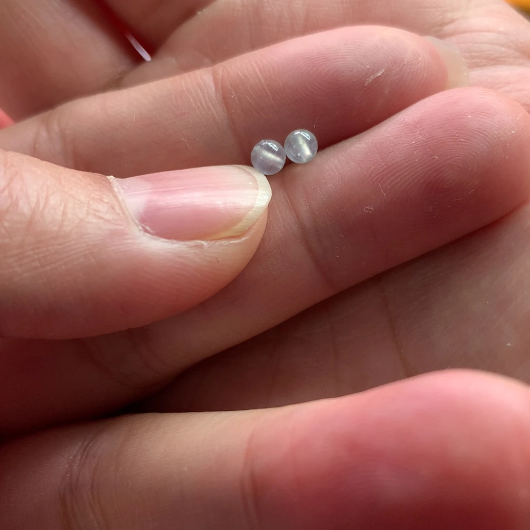 定制翡翠未镶嵌大****子2颗