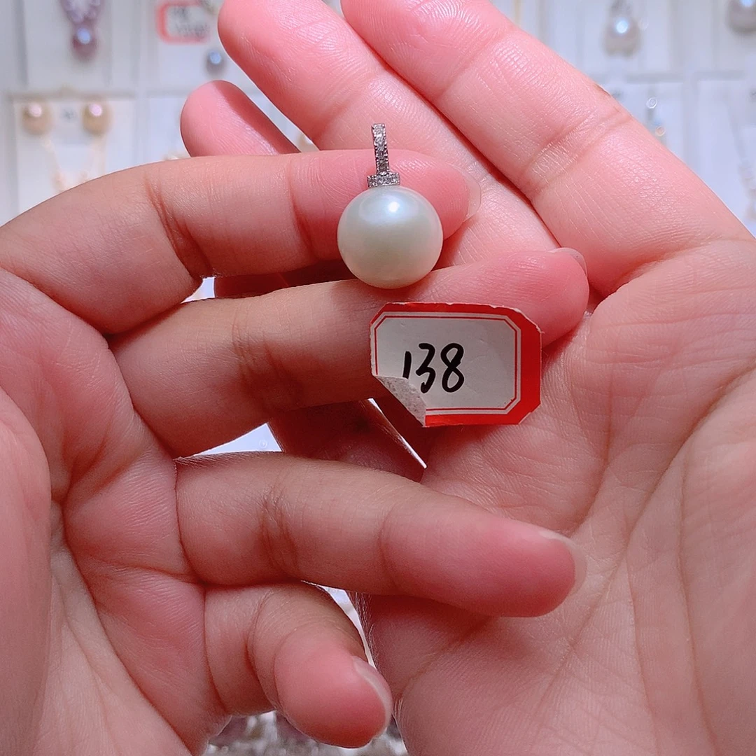 银S925镶嵌淡水珍珠吊坠(赠链)CC13.9mm