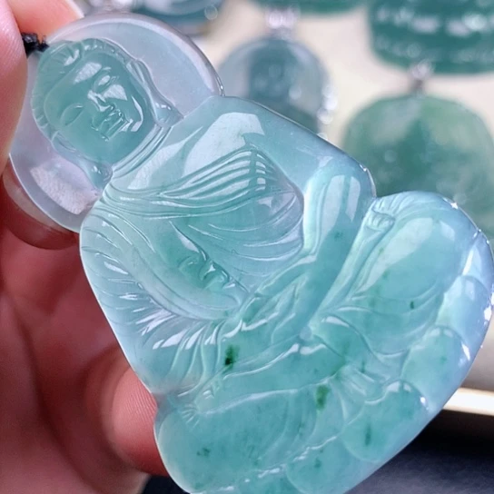 【闪购商品】翡翠颈饰未镶嵌天然翡翠