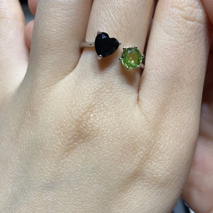 橄榄石戒指银S925镶嵌多宝戒指 黑尖晶