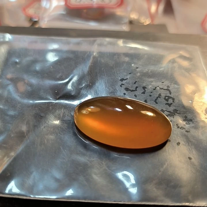 旅***程未镶嵌戒面石英岩玉