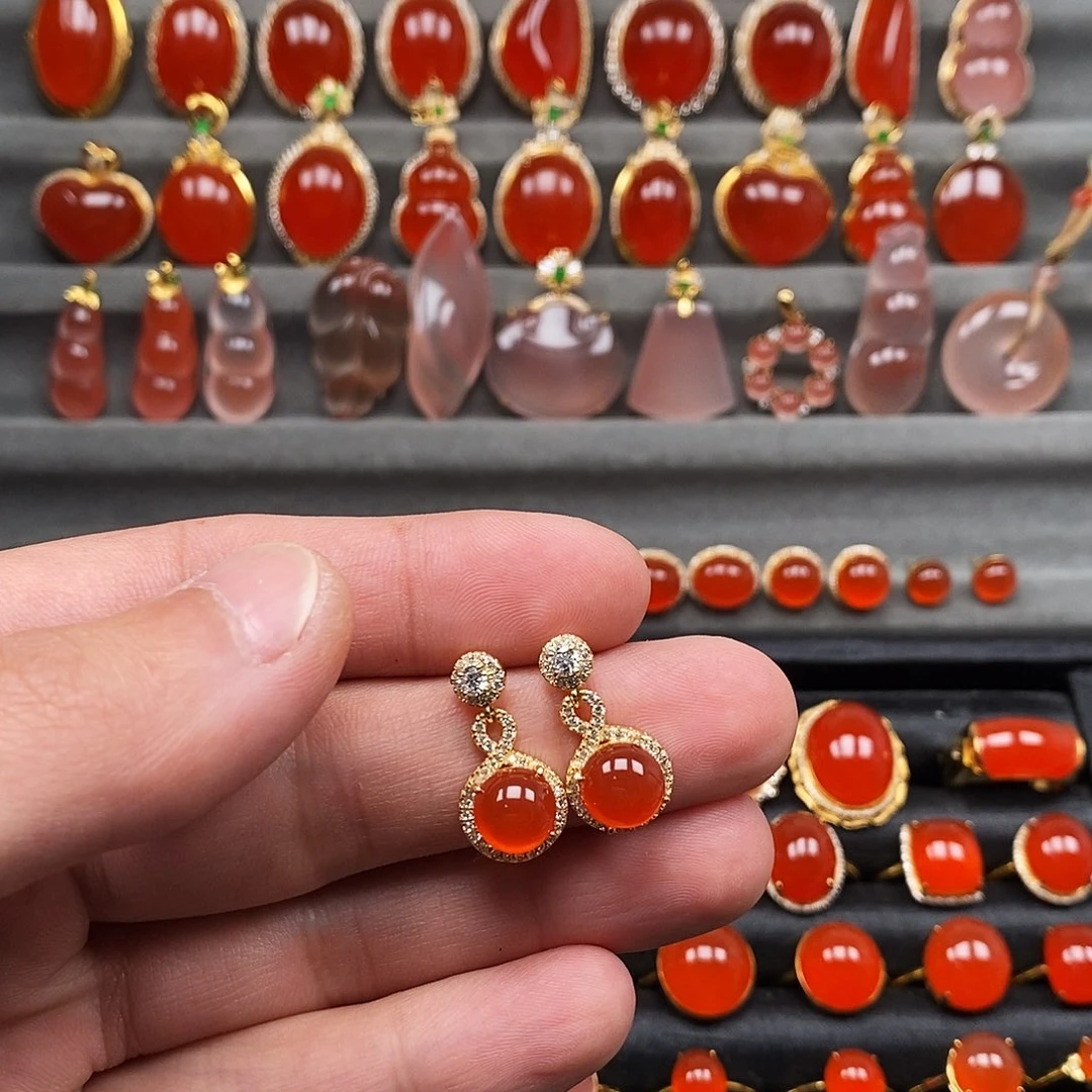 南红玛瑙银S925镶嵌耳饰