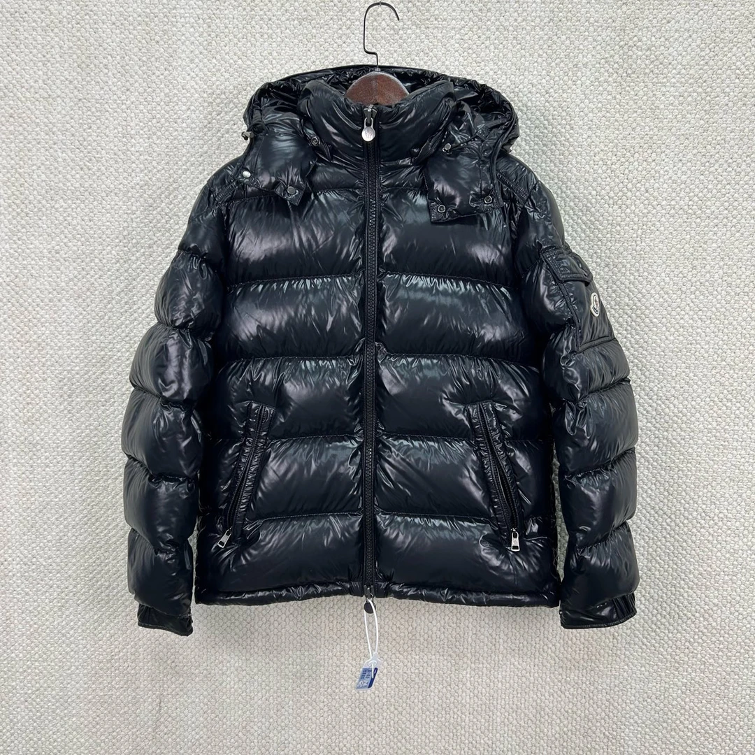 未使用 MONCLER  maya黑色羽绒服 3码 ys000926