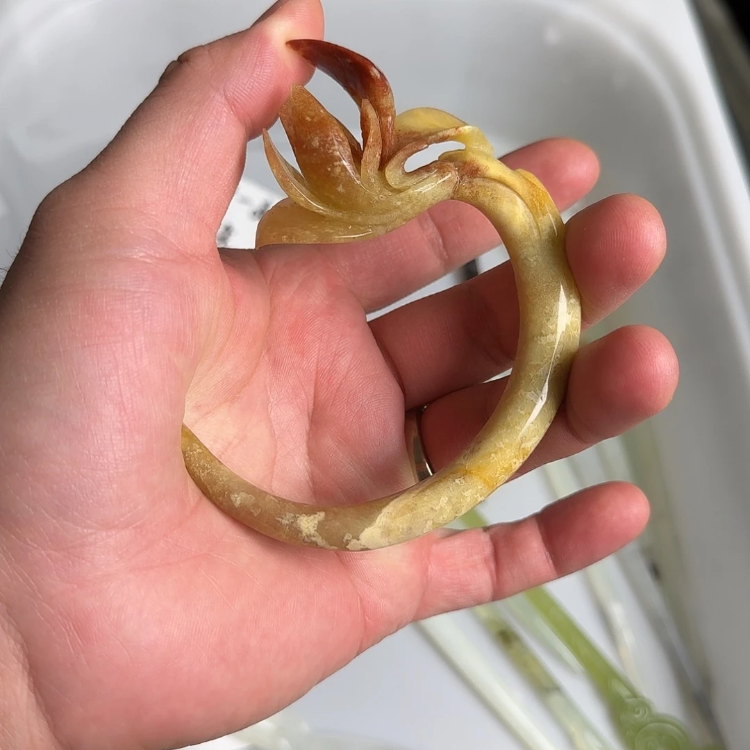 蛇纹石玉未镶嵌发饰