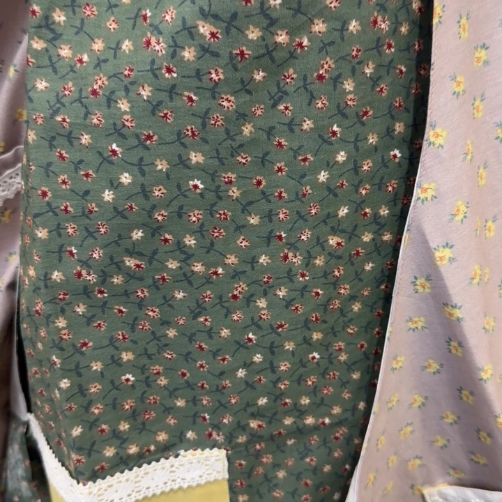 永***恒绿色小碎花围裙一个