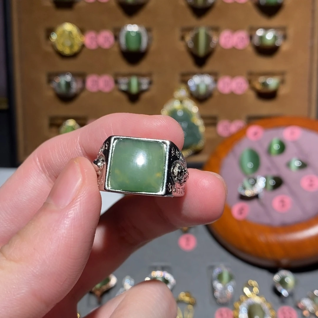 和田玉未镶嵌戒指