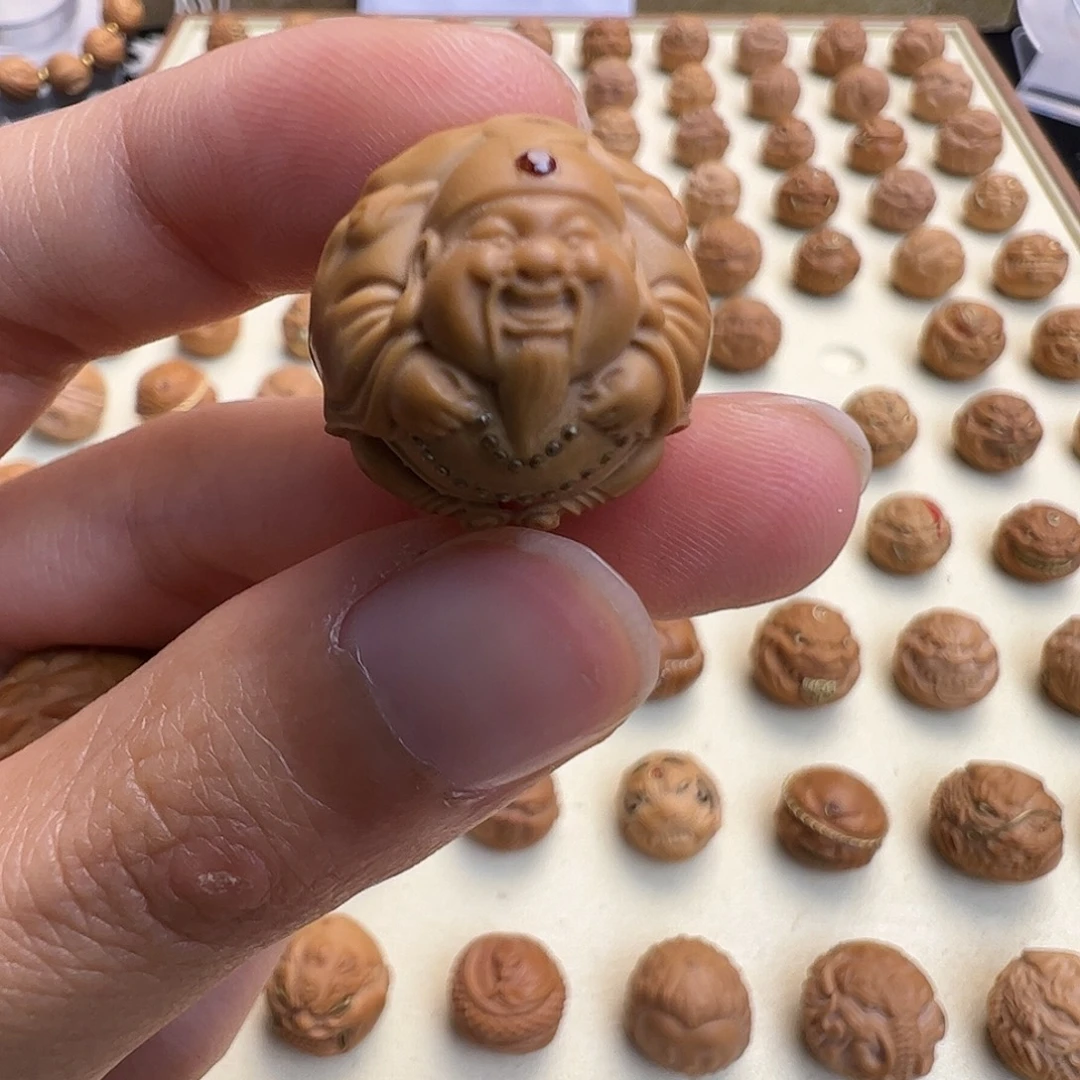 洛***装猴头核桃吊坠18尺寸