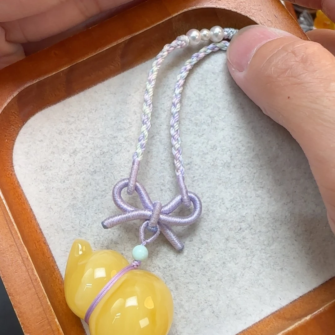 琥珀未镶嵌珠宝奇石定制