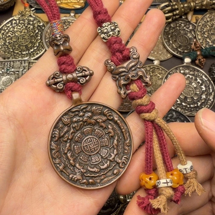 藏传文玩九宫如图