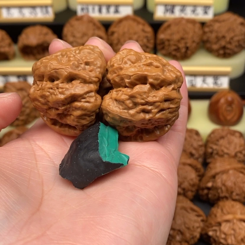 【闪购商品】文玩核桃吊坠?****心蛤蟆