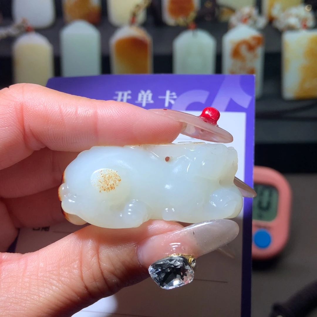 和田玉挂件未镶嵌萌***记