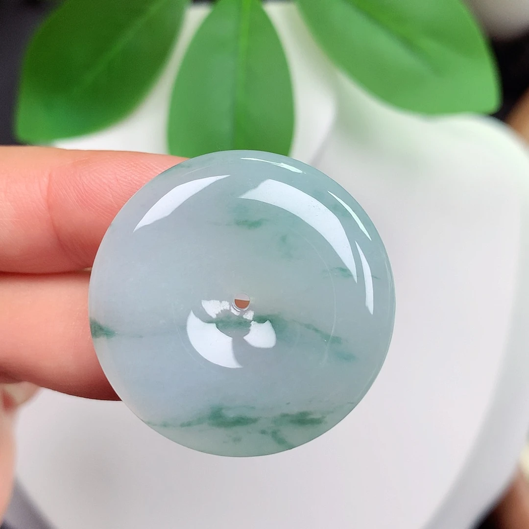 颈饰未镶嵌翡翠平安扣 31.7x6.0mm