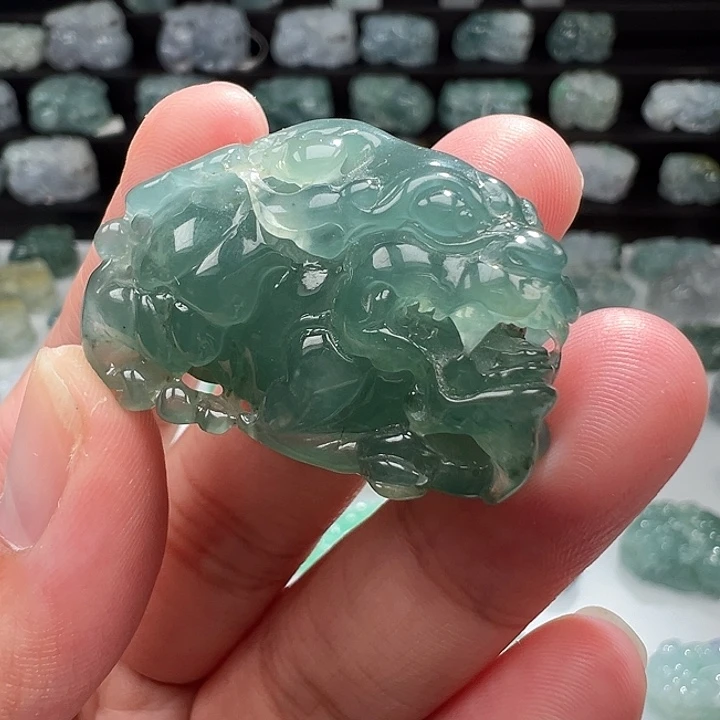颈饰未镶嵌翡翠貔貅