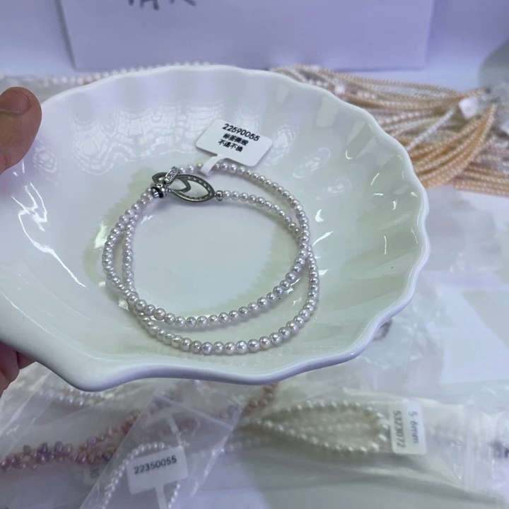 颈饰未镶嵌淡水珍珠