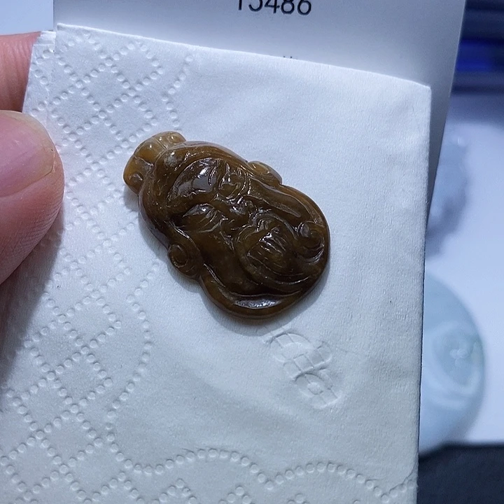 翡翠未镶嵌颈饰天光墟翡翠市场现金代购