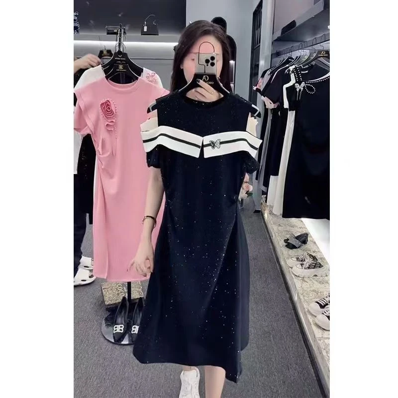 轻奢时尚露肩蝴蝶烫钻收腰显瘦连衣裙女夏季新款撞色百搭中长裙子