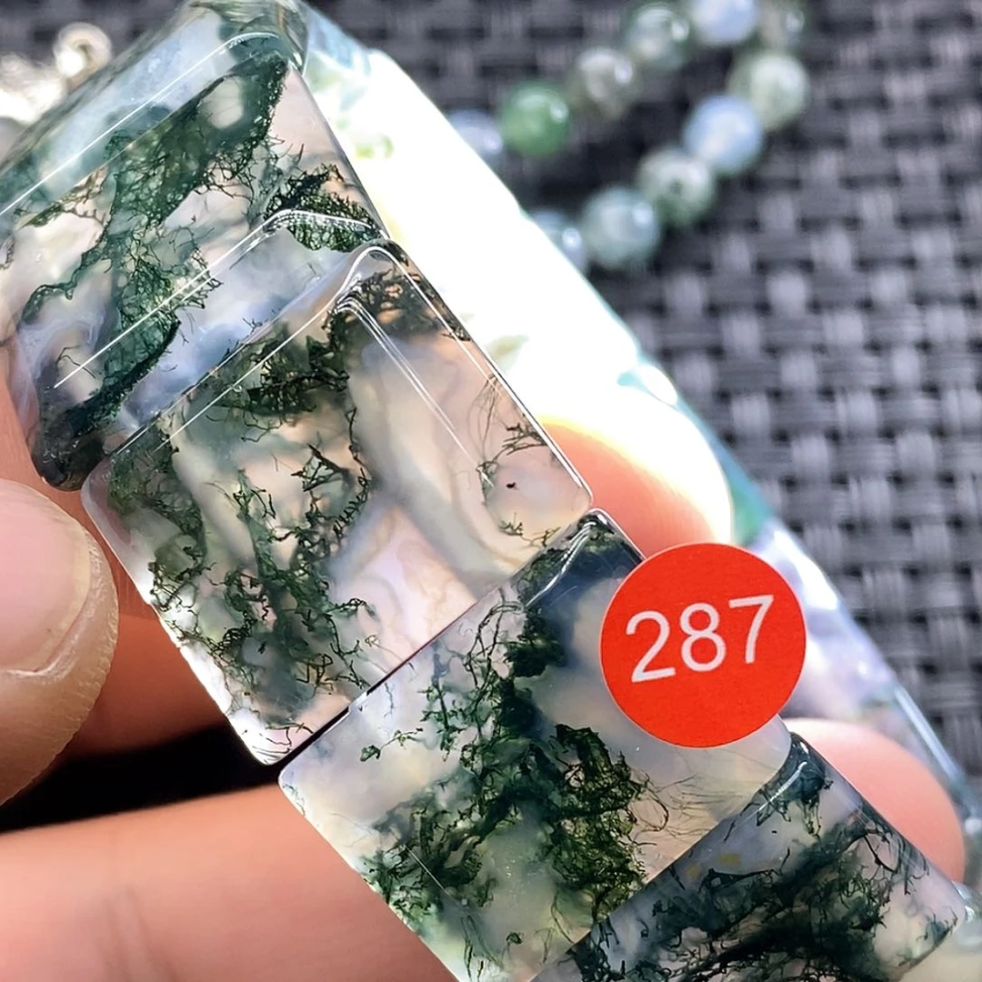 未镶嵌颈饰玛瑙/玉髓笑**生