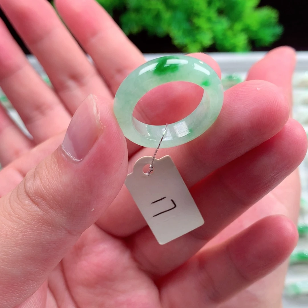 未镶嵌戒指翡翠天然