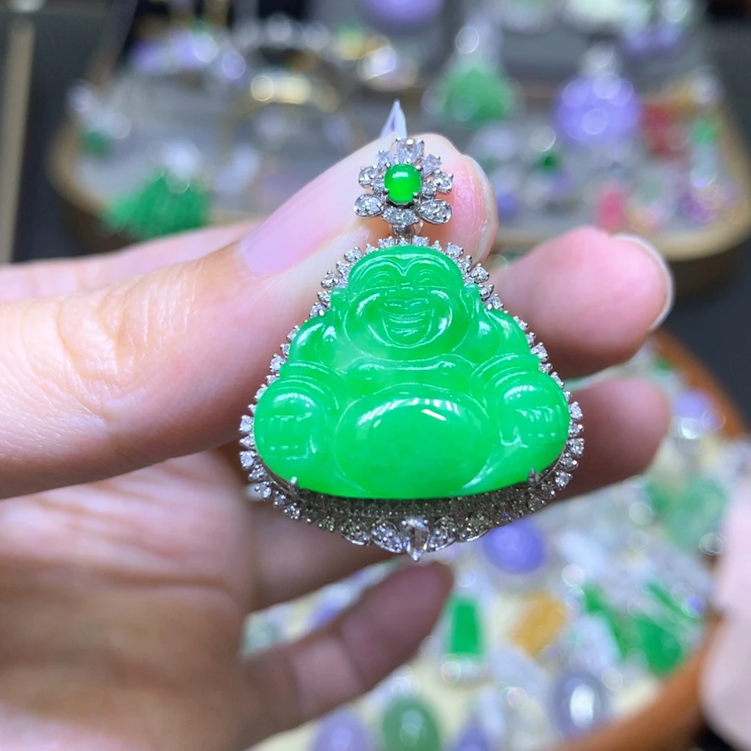 翡翠18K金镶嵌颈饰翡翠吊坠项链