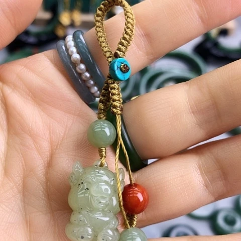 未镶嵌和田玉挂件