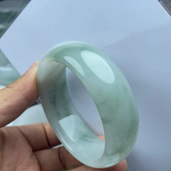 石英质玉（金丝玉）未镶嵌手镯