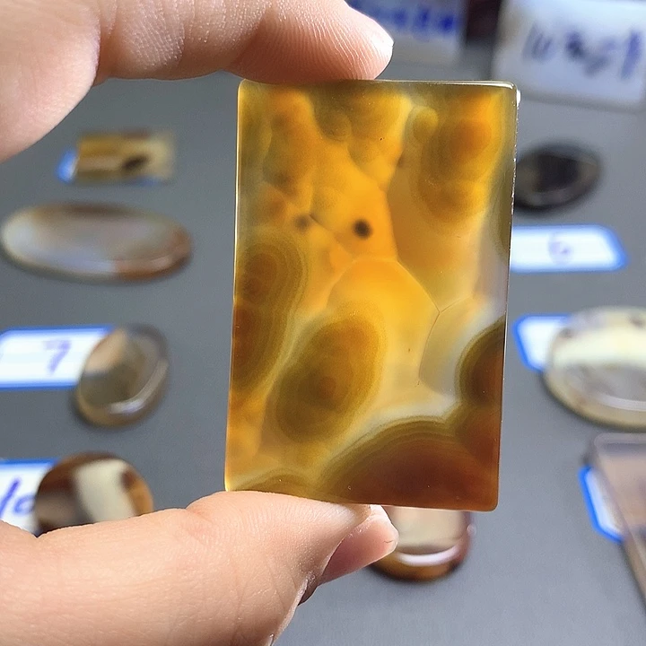 未镶嵌颈饰玛瑙/玉髓