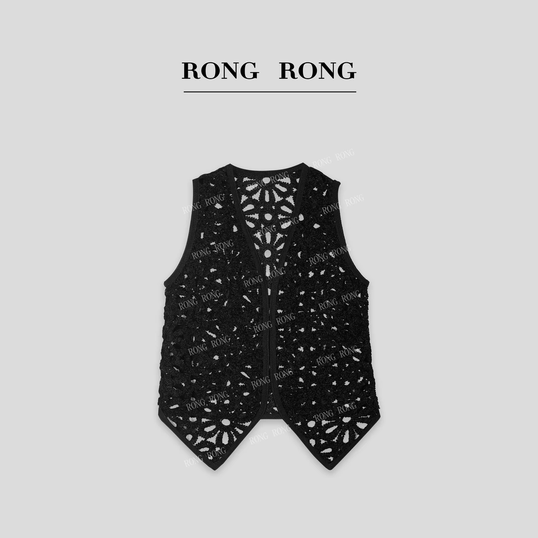 溶溶J【年度回馈】RONGRONG V领镂空珠片绣舒适叠穿马夹 G-B8969224