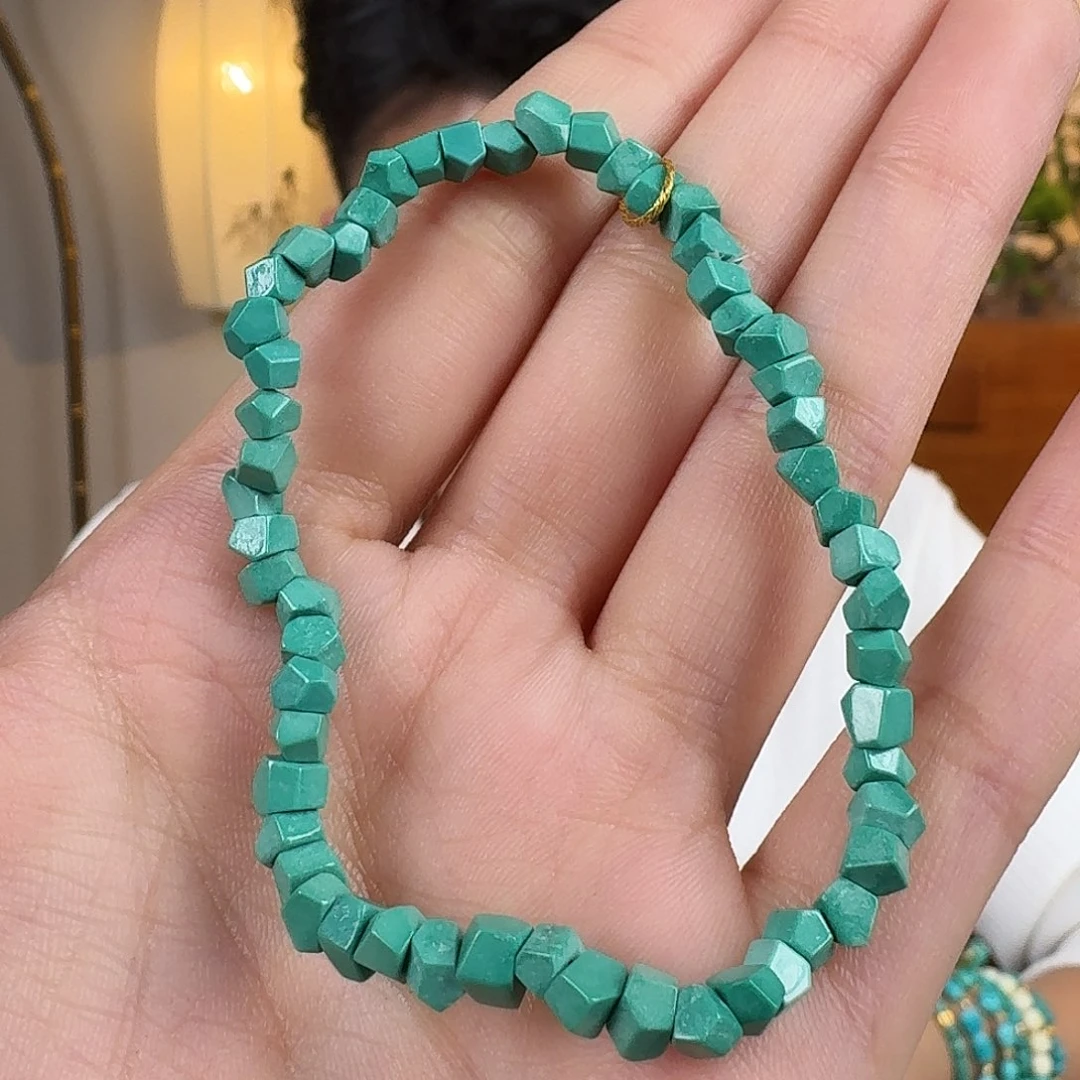 绿松石18K金镶嵌挂件