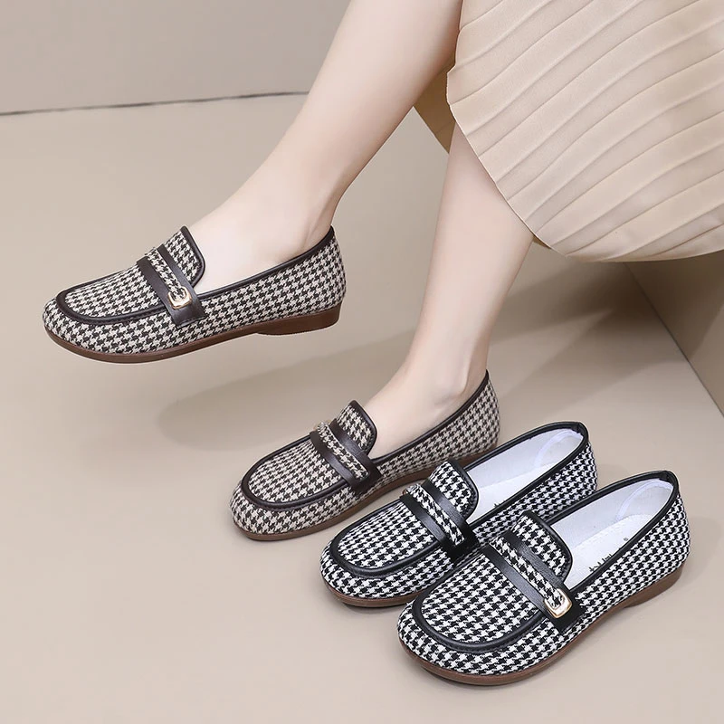 2025春老北京布鞋软底防滑中老年妈妈鞋平底休闲女士单鞋