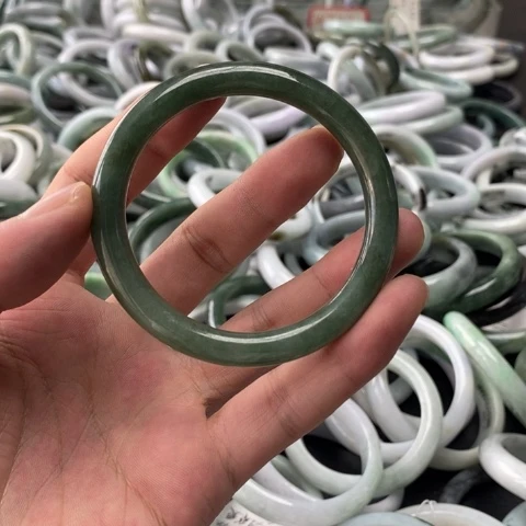 未镶嵌手镯翡翠翡翠手镯
