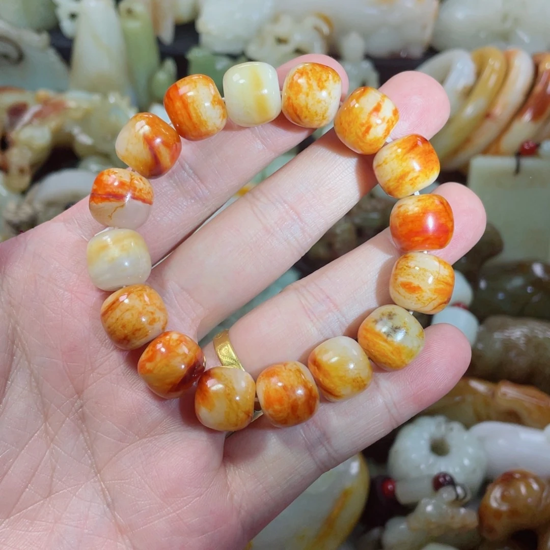 和田玉未镶嵌把件