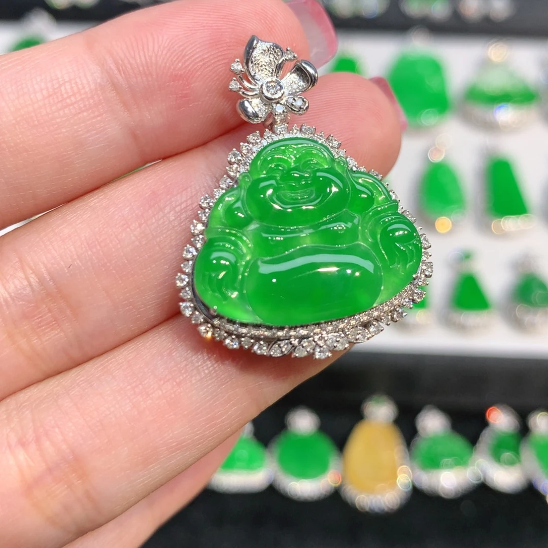 翡翠18K金镶嵌颈饰