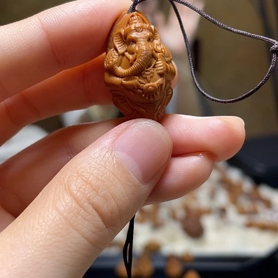 橄榄核手串/手链象神