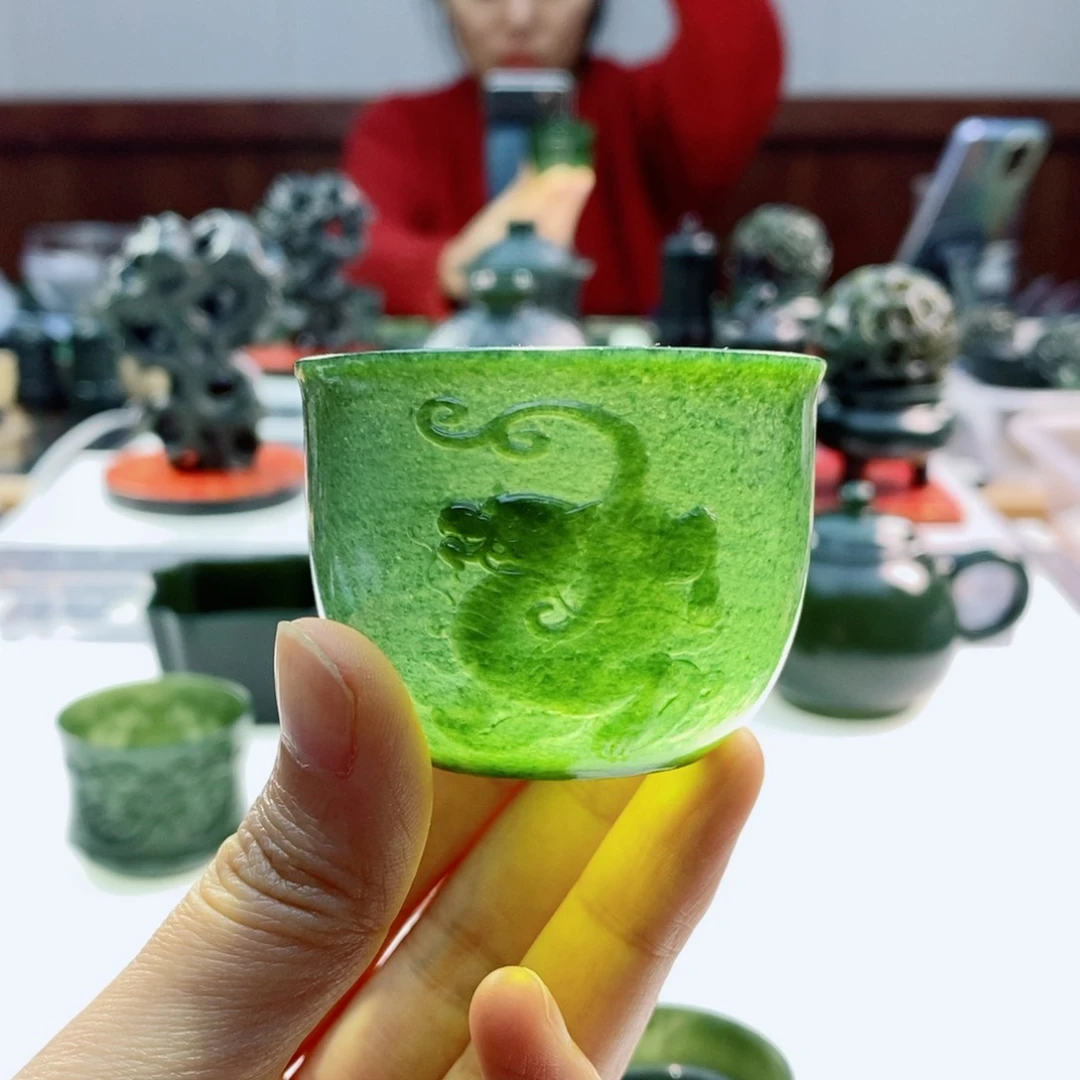 未镶嵌和田玉摆件不****头