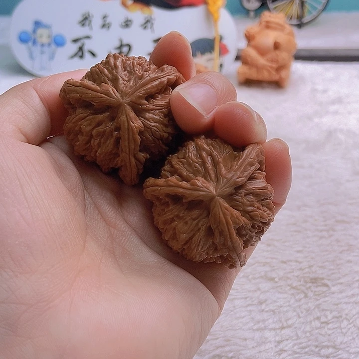 把件文玩核桃奥****奥三棱