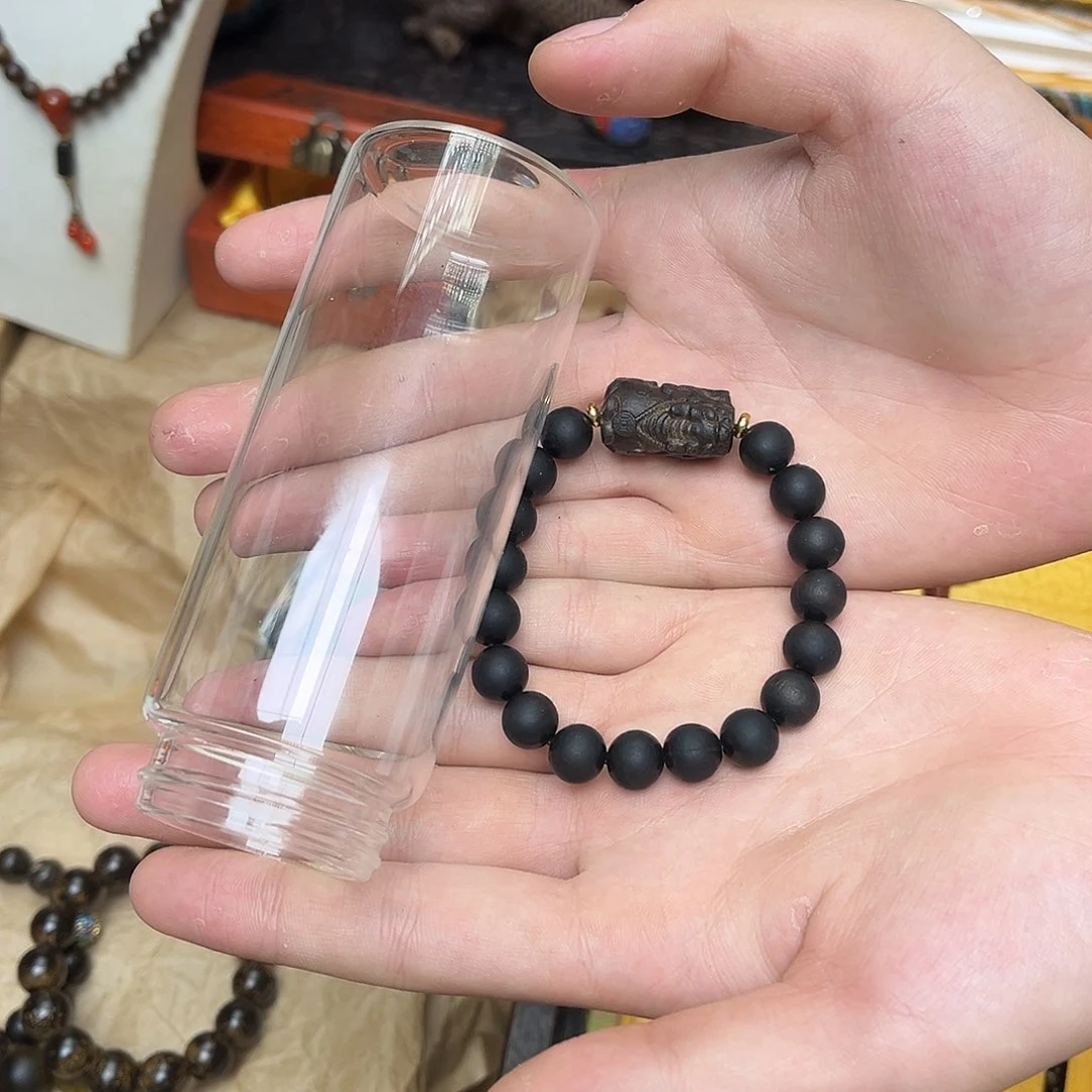 大叶紫檀（黑酸枝木类）