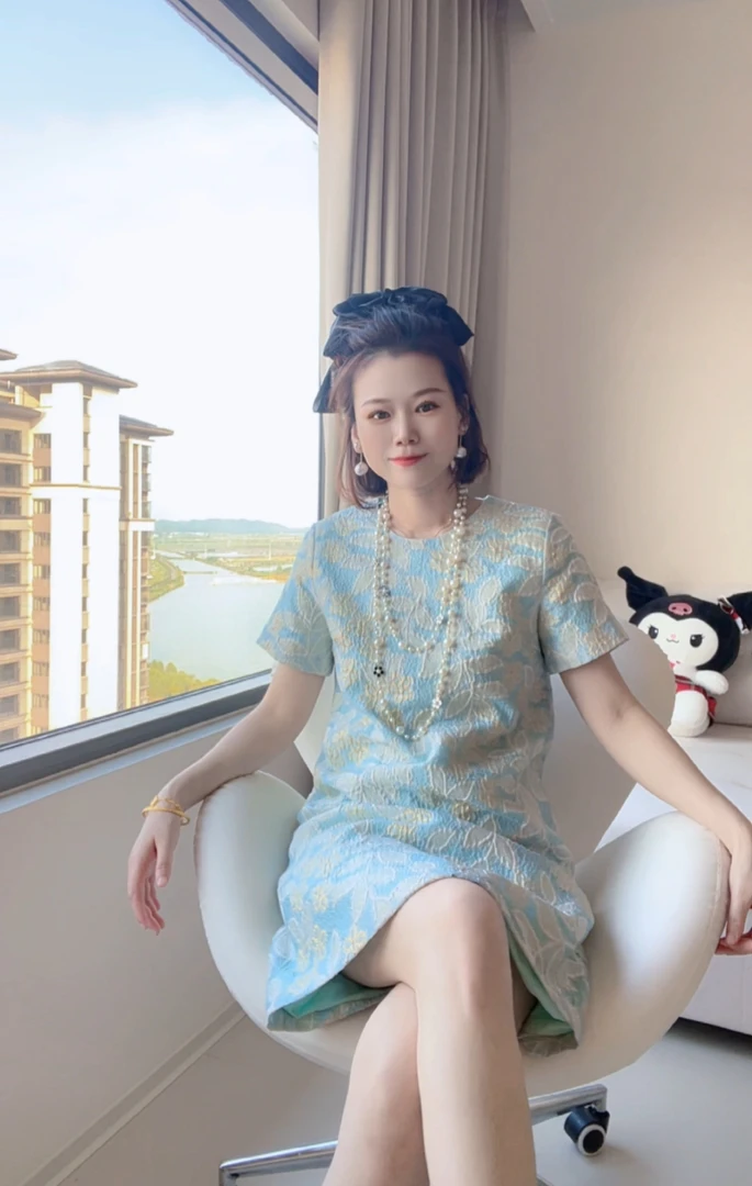 夏季新款金丝线重工气质显瘦遮肉连衣裙25052