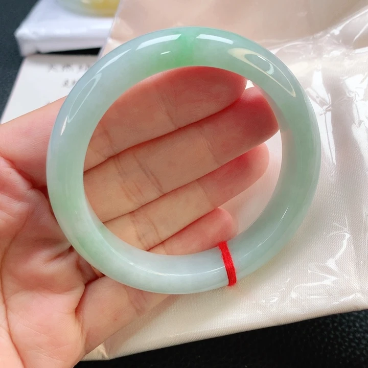 翡翠手镯未镶嵌55正