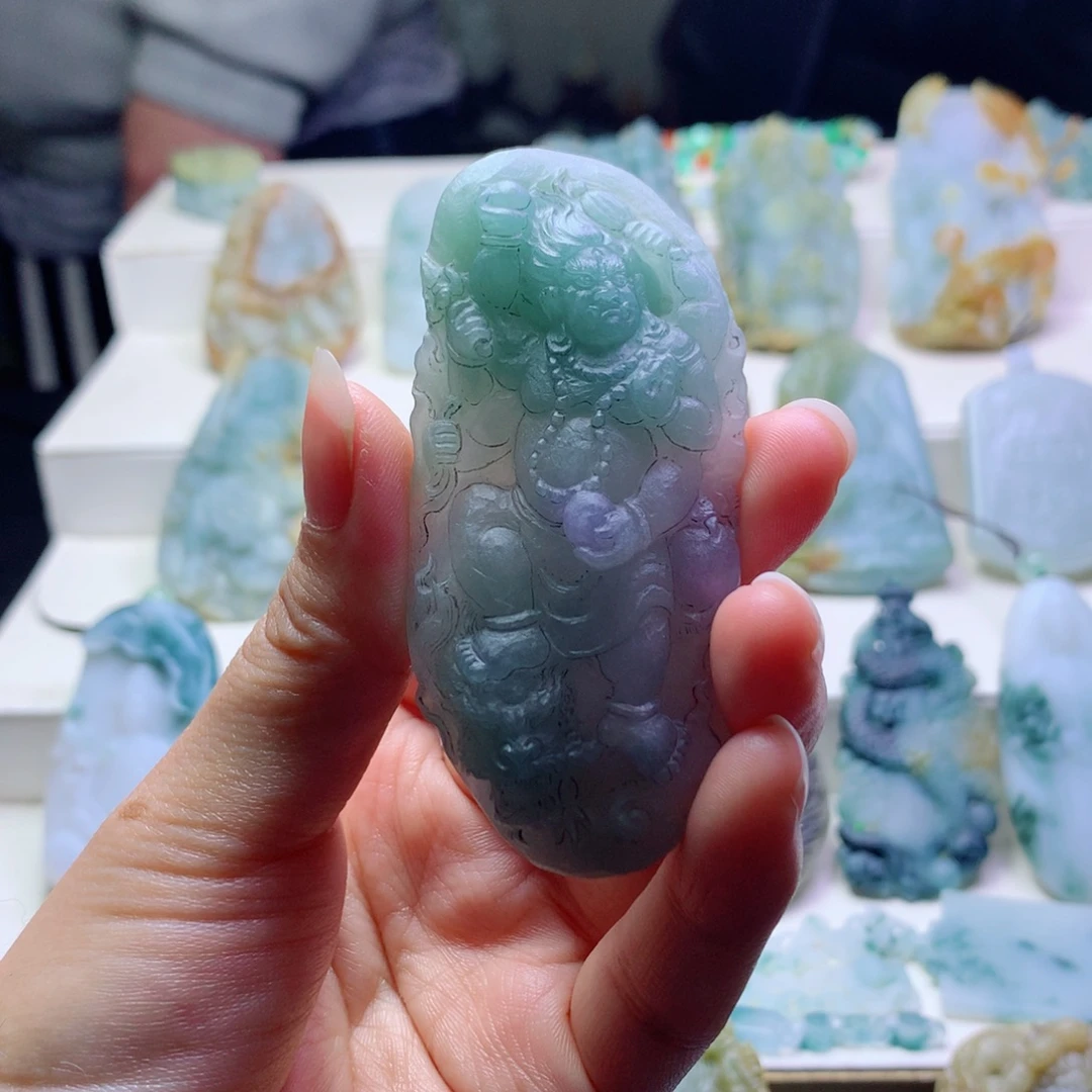 用***7定制翡翠未镶嵌翡翠