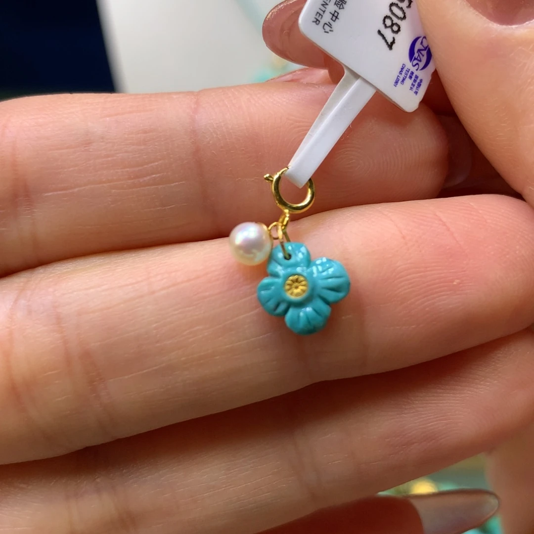 绿松石吊坠18K金镶嵌