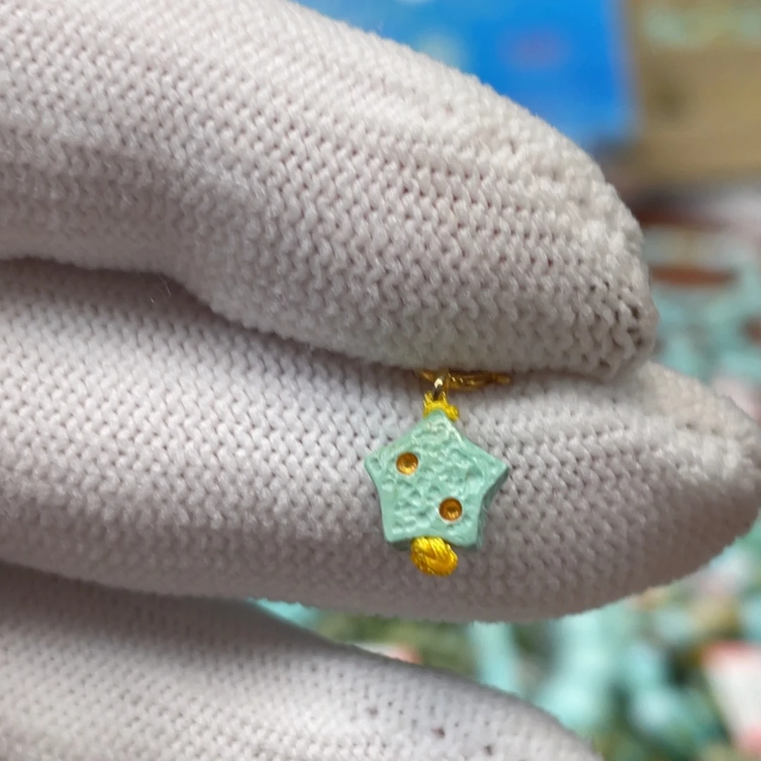 绿松石未镶嵌挂件