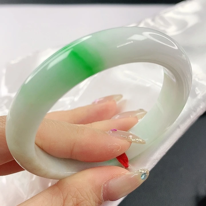 未镶嵌手镯翡翠，312