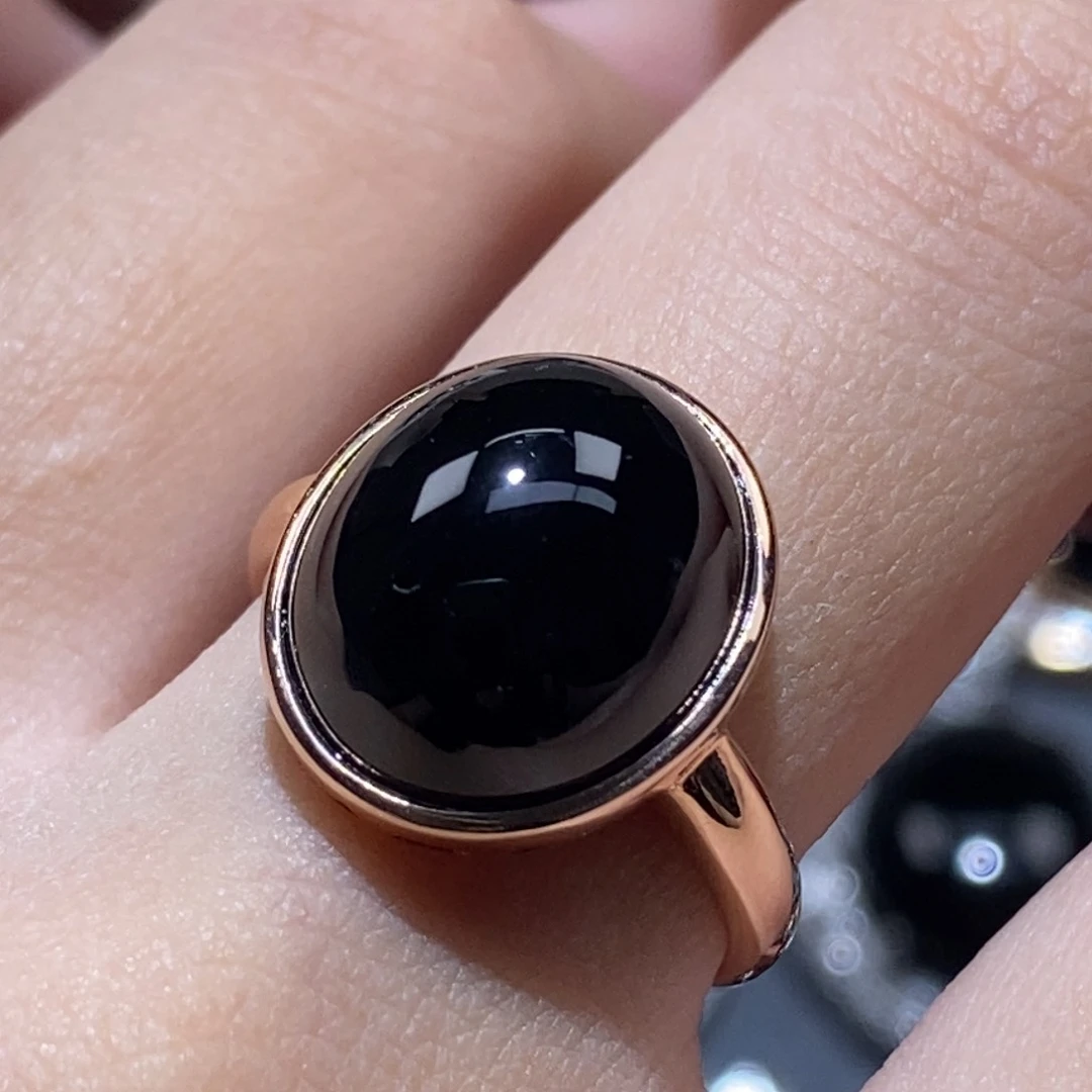 18K金镶嵌戒指翡翠