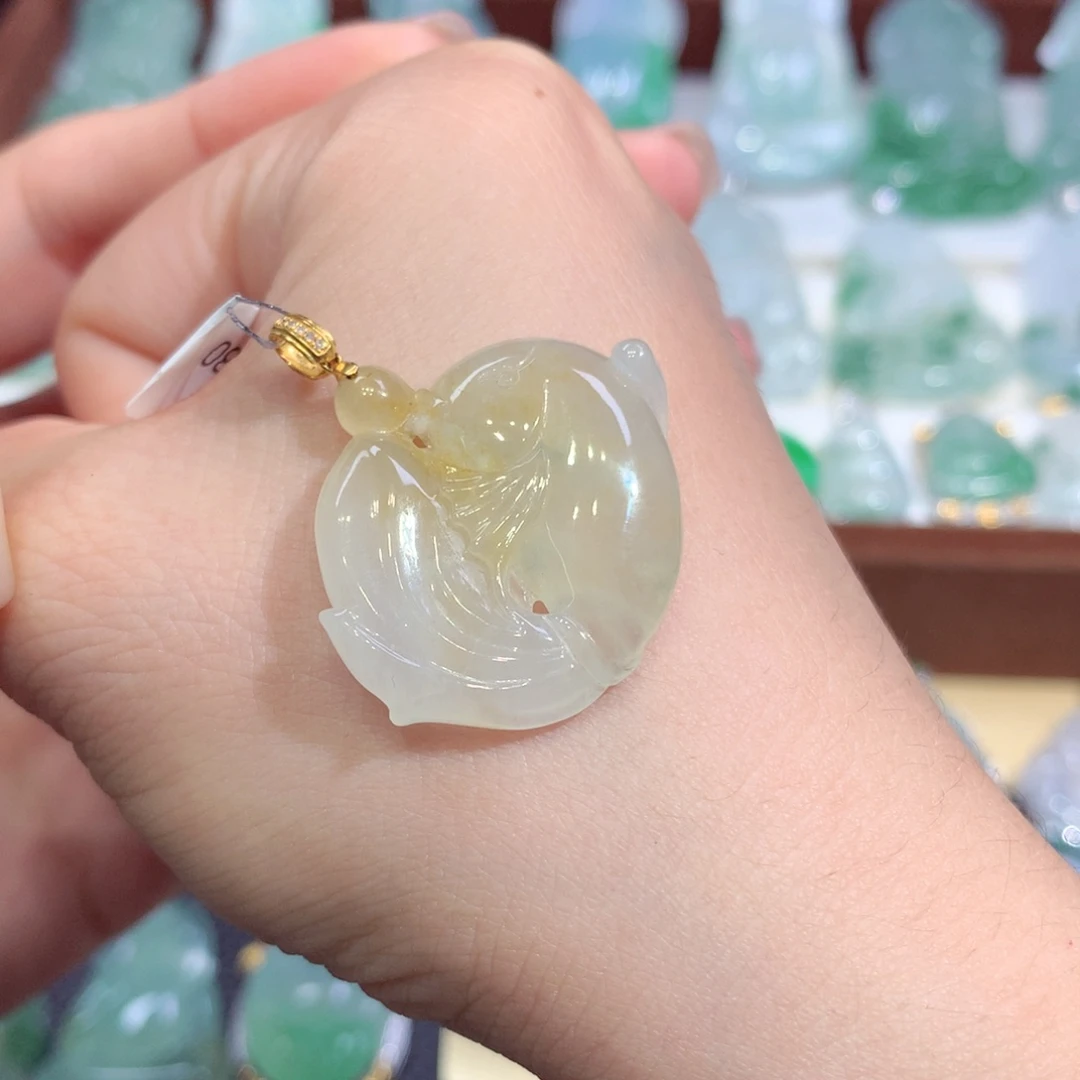 吊坠(不含链)18K金镶嵌翡翠天然缅甸A货翡翠揭阳工年年有余