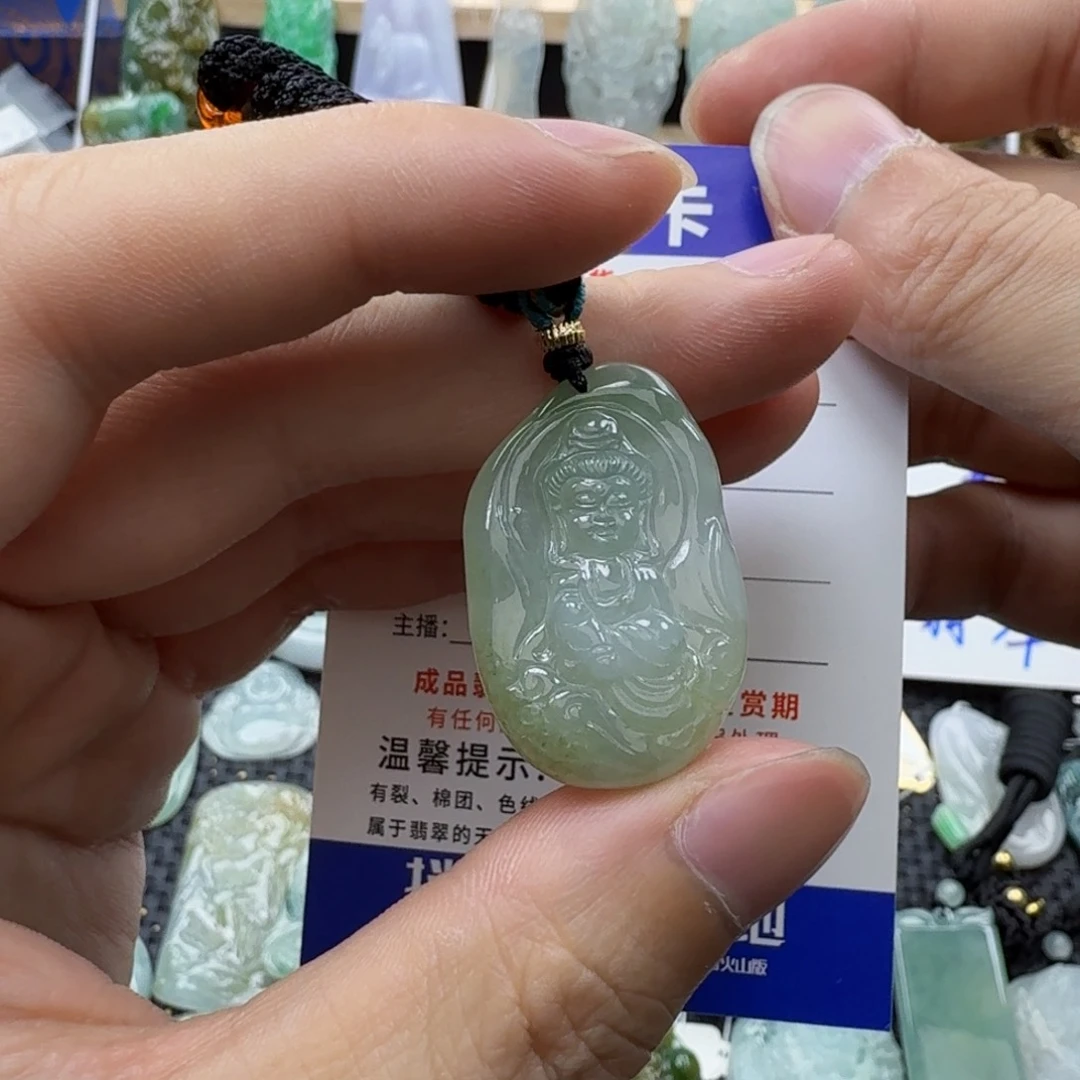 翡翠颈饰未镶嵌请****特缅甸翡翠