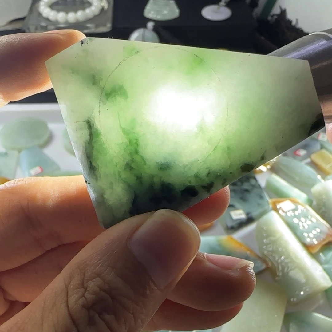未镶嵌定制翡翠平安扣